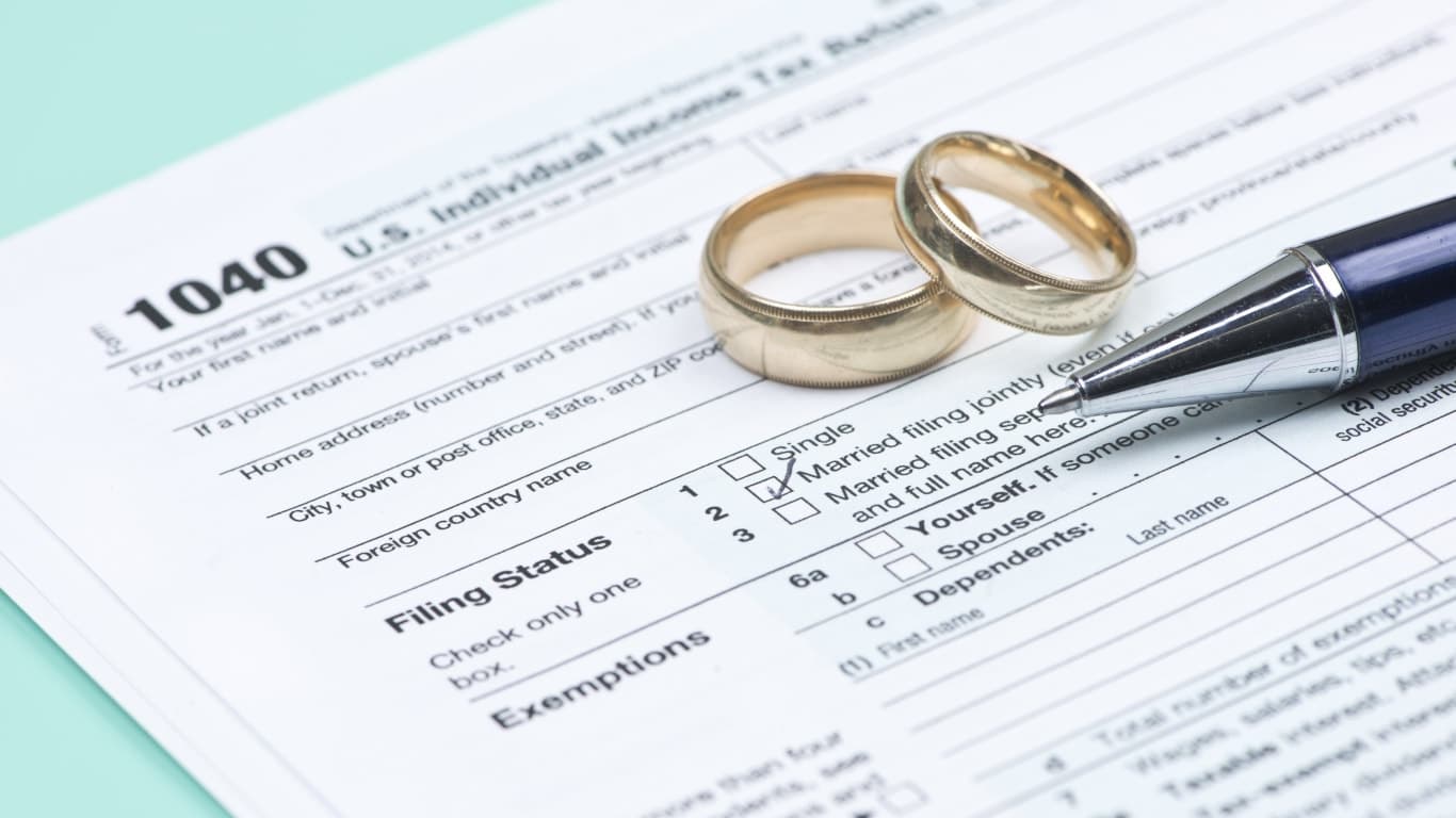 filing taxes after marriage